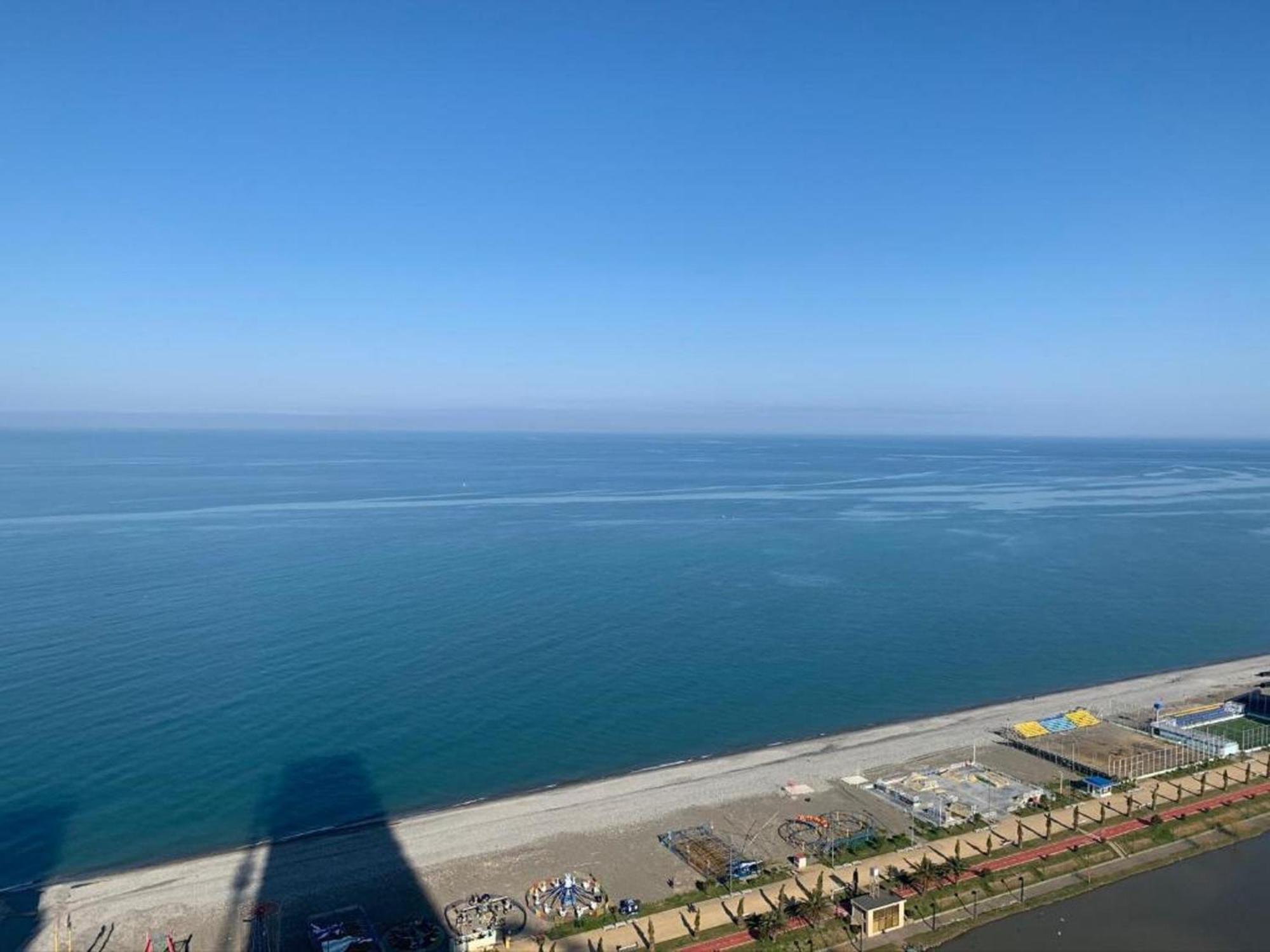 Apart-Hotel Orbi City Batumi Exterior foto