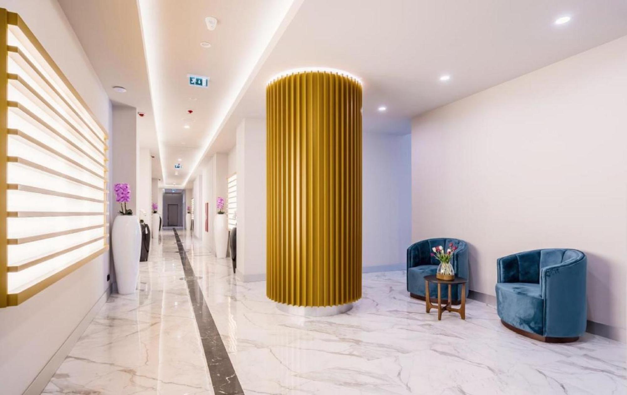 Apart-Hotel Orbi City Batumi Exterior foto